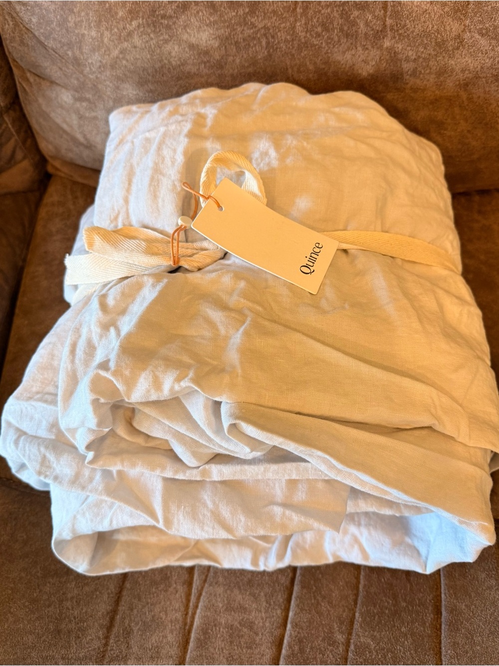 Quince Cal King European Linen Fitted Sheet Set